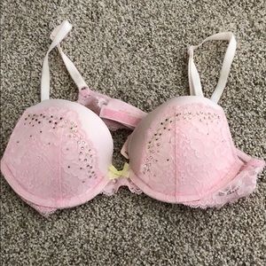 Victoria Secret Dream Angel Push Up Bra size 36A